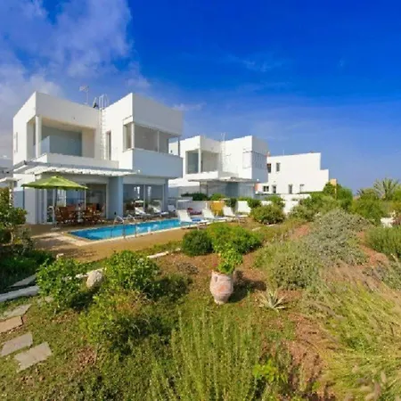 Villa “your Luxury Sea Front Villa” - 01