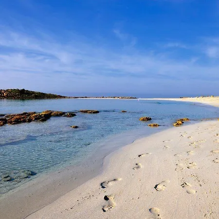 فيلة “your Luxury Sea Front Villa” - 01 *